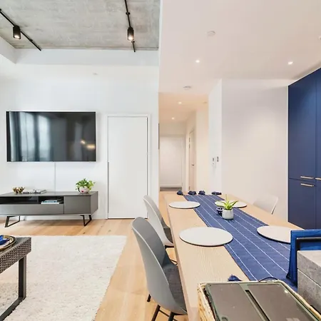 Chic 2 Bedroom Flat With Balcony Londres Extérieur photo